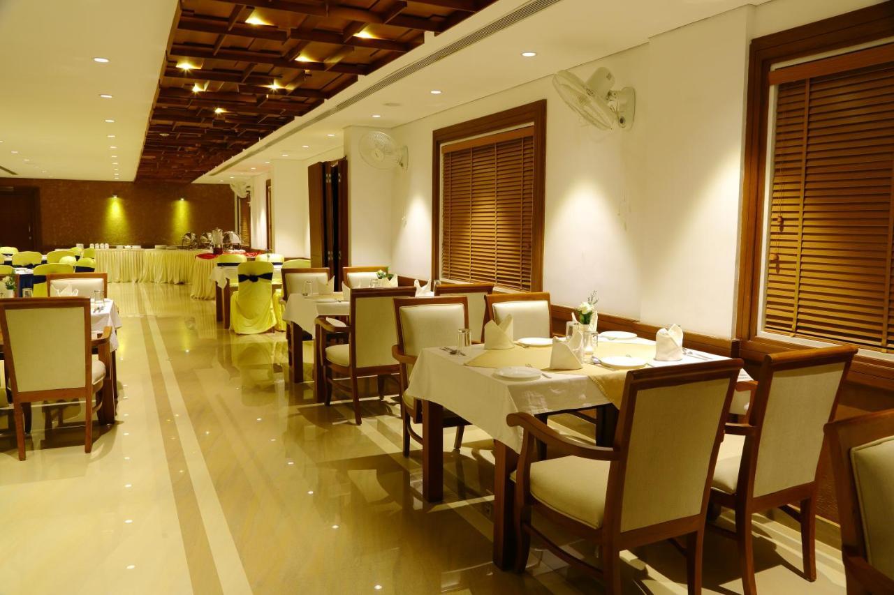 Vishnu Inn Гуруваюр Экстерьер фото